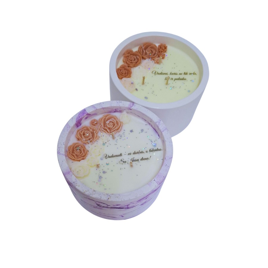 Rankų darbo žvakė su rožių dekoru boso dienai,xl