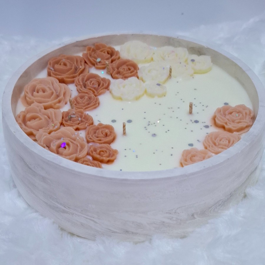 Rankų darbo žvakė su rožių dekoru liudininkams,xxl