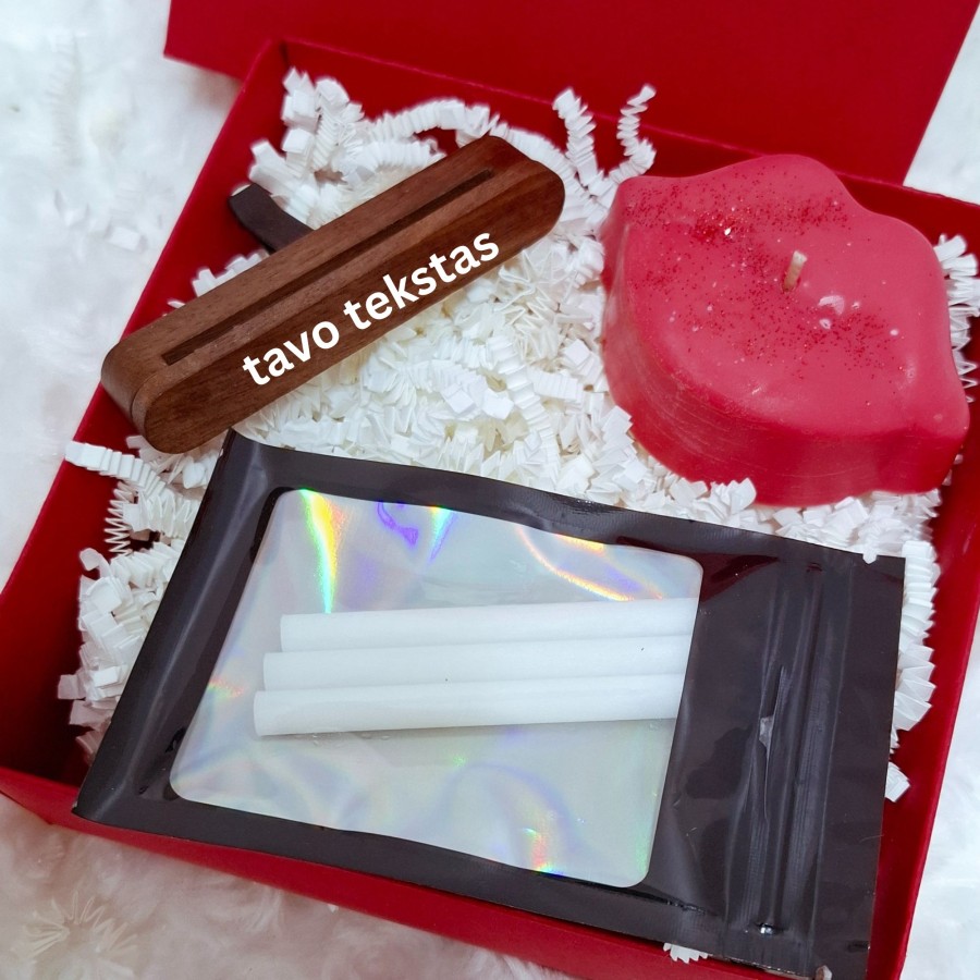 Automobilio kvapas ir žvakė, rinkinys