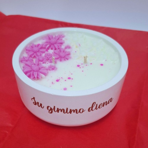 Dovana žvakė ramunėlės