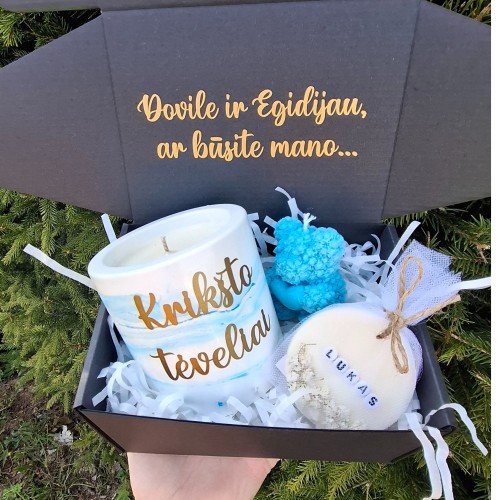 Kvietimas būti krikšto tėvais su meškučiu