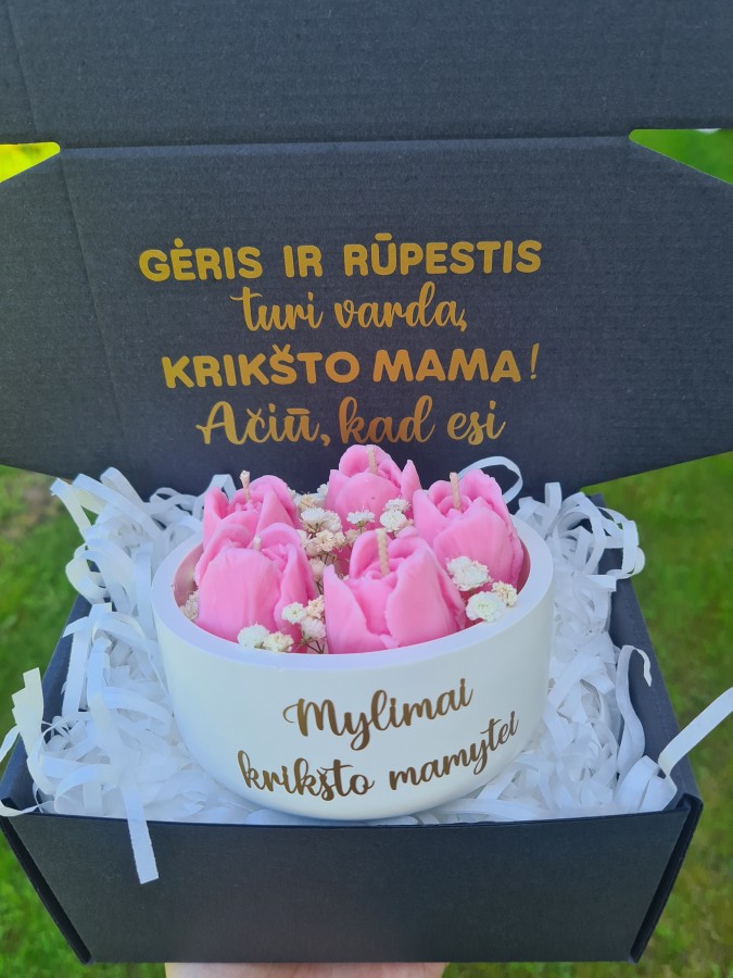  Mylimai krikšto mamytei,tulpės