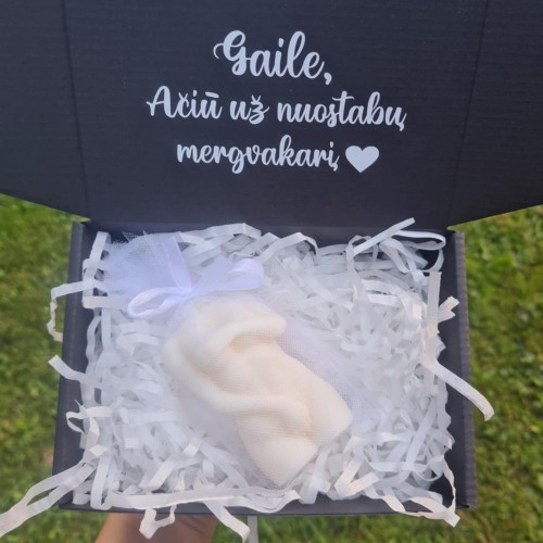 Originali dovana mergvakario dalyvėms