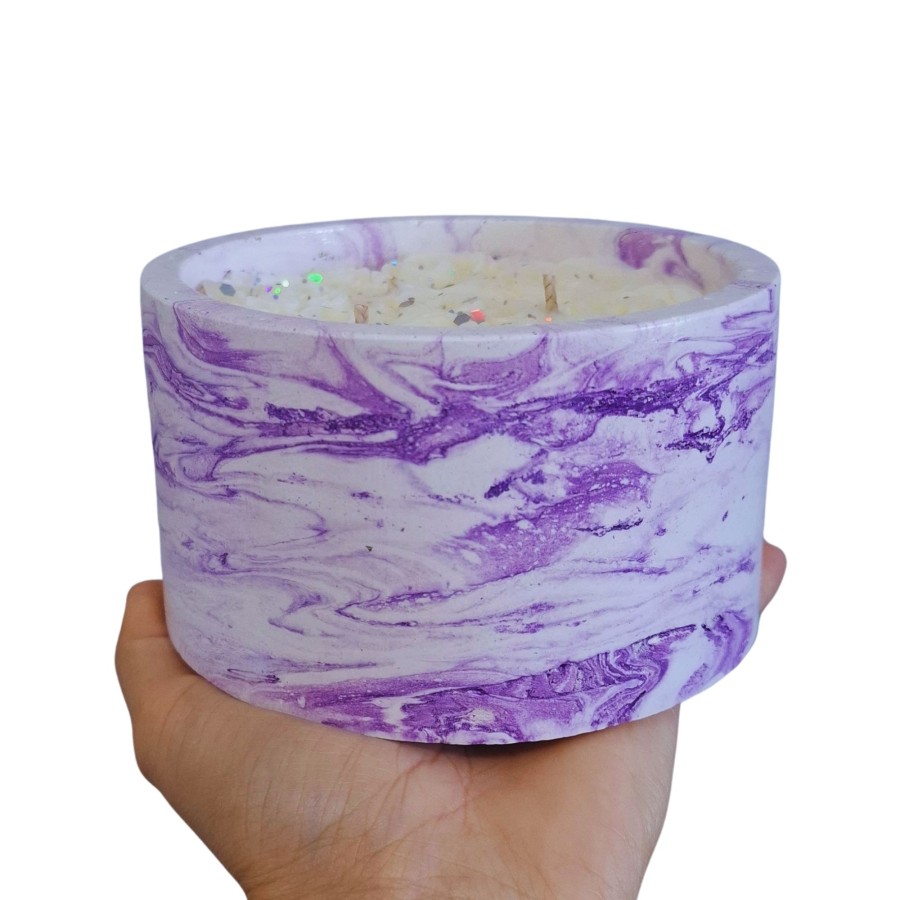 Rankų darbo žvakė su rožių dekoru boso dienai,xl