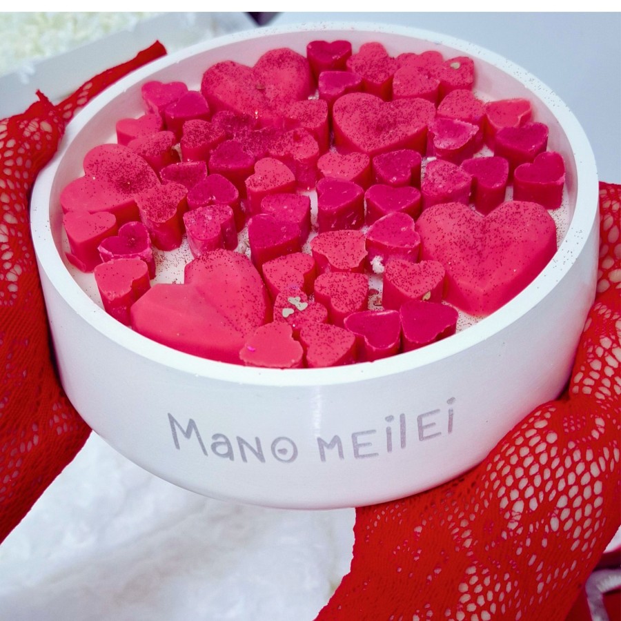 Rankų darbo žvakė Valentino dienai 2, XXL Rankų darbo žvakė Valentino dienai 2, XXL